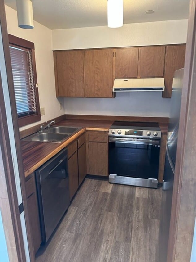 Primary Photo - Santa Cruz, 2bd. 2ba. Condo, close to Down...