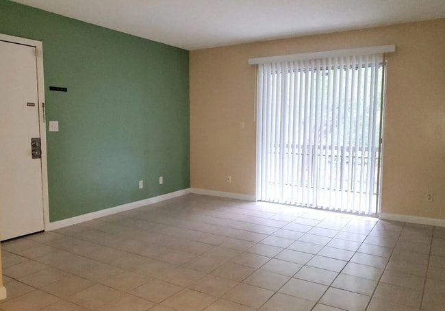 Living room - 6519 W Newberry Rd