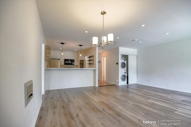 Foto del edificio - 1222 N Olive Dr