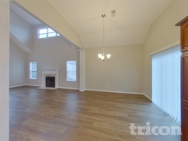 Foto del edificio - 1444 Bern Dr