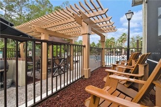 Building Photo - 814 Crest Pines Dr
