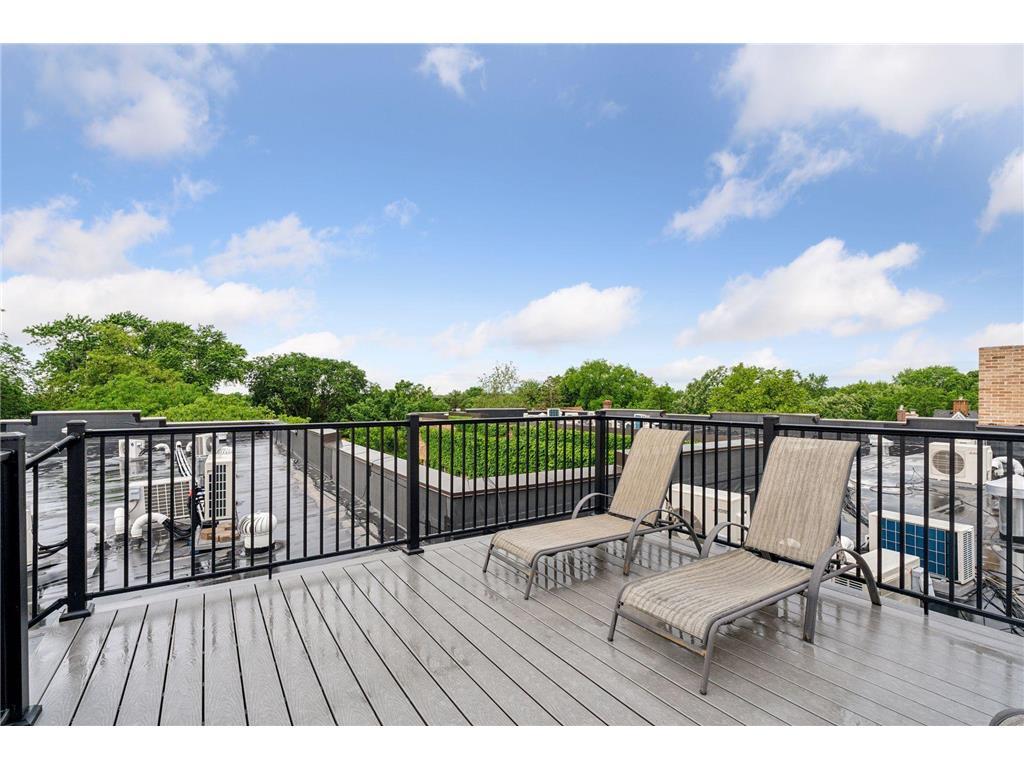 2521 Humboldt Ave S Unit 312, Minneapolis, MN 55405 - Room for