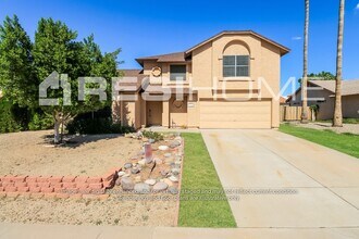Building Photo - 5946 E Fairfield St