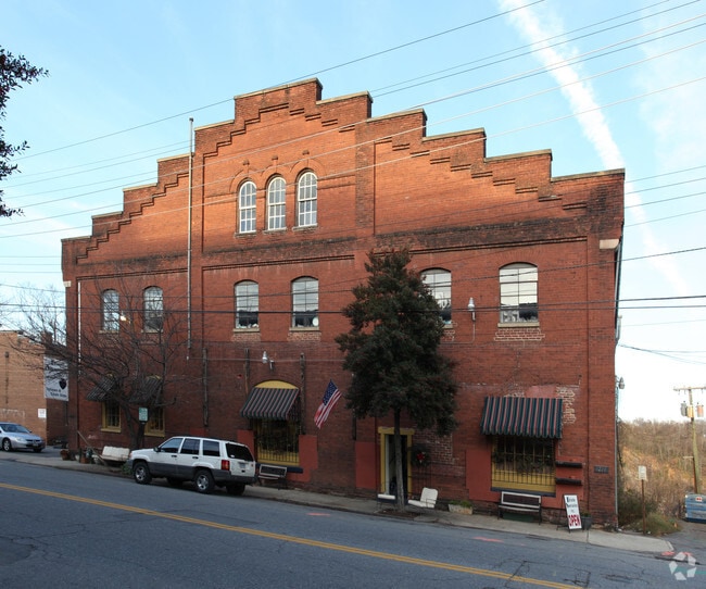 Building Photo - Imperial Tobacco Lofts