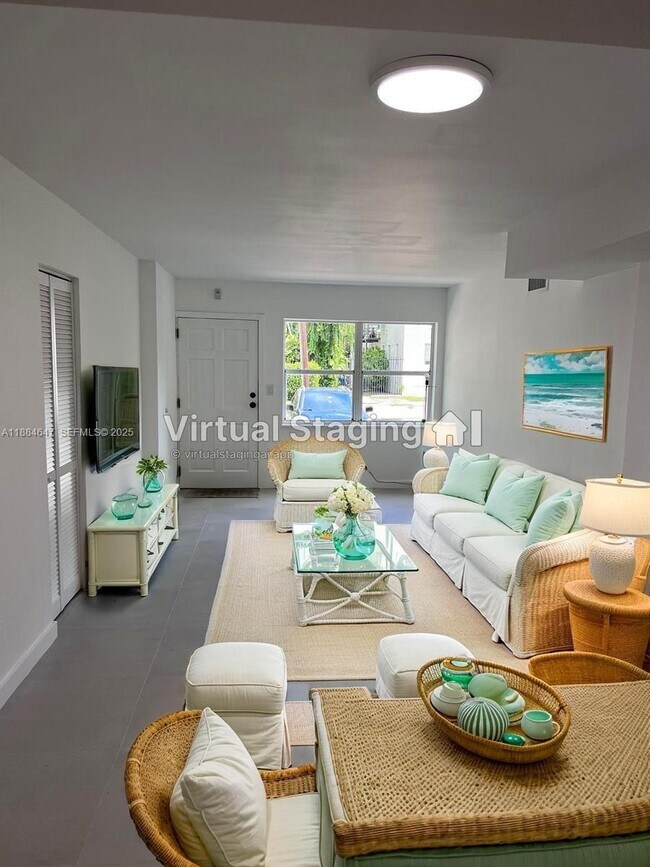 Building Photo - 7820 NE Bayshore Ct