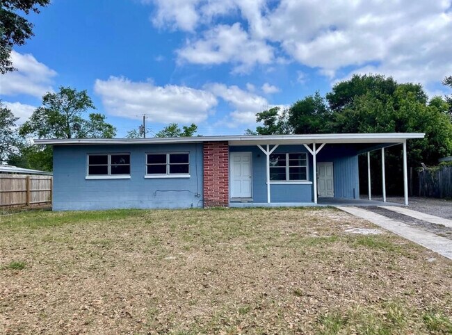 Building Photo - 114 Laurel Dr