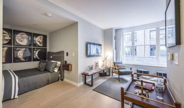 Building Photo - 535 West 43rd St