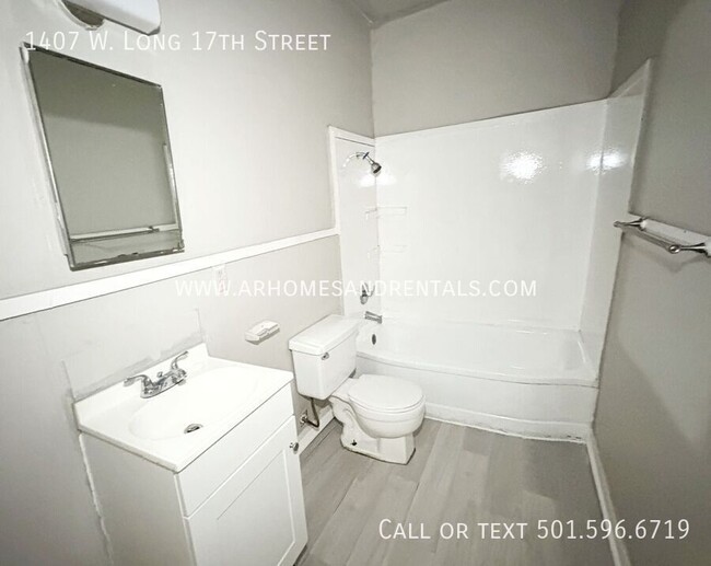 Foto del edificio - 1407 W Long 17th St