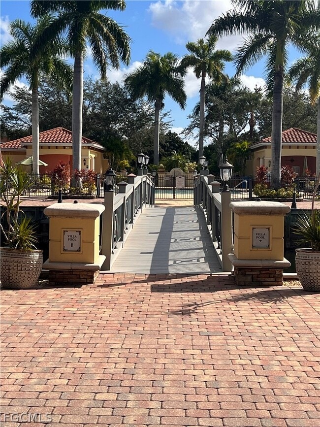 Building Photo - 20121 Estero Gardens Cir