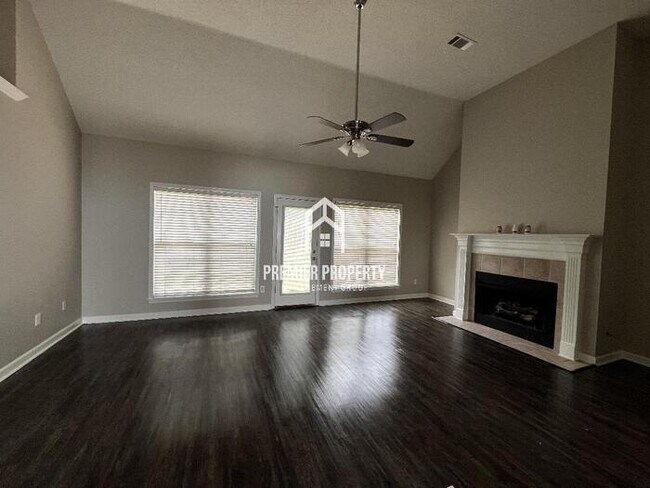 Building Photo - 1754 Torrington Ct