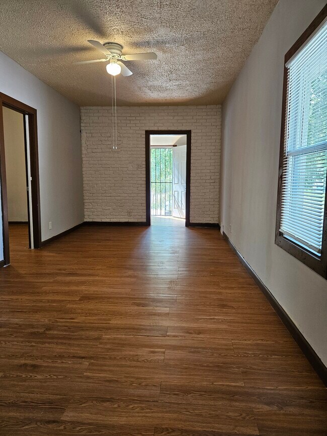 Building Photo - 4667 Massachusetts St