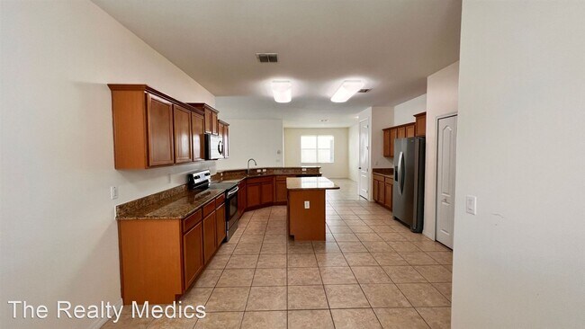 Building Photo - 4 br, 3 bath House - 3723 Prescott Loop