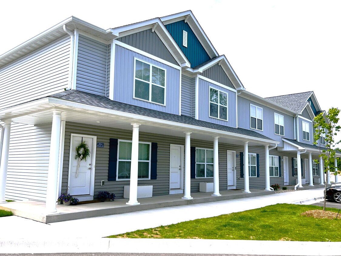 Foto principal - 200 Pacific Dr