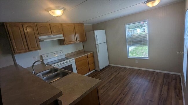 Building Photo - 39518 Sterling Dr