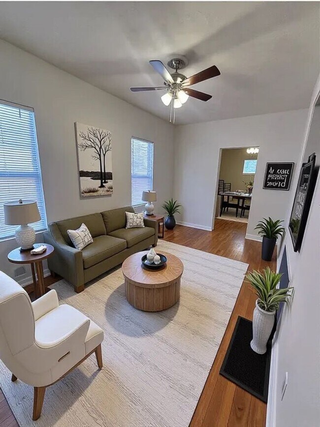 Foto del edificio - 221 Turin St