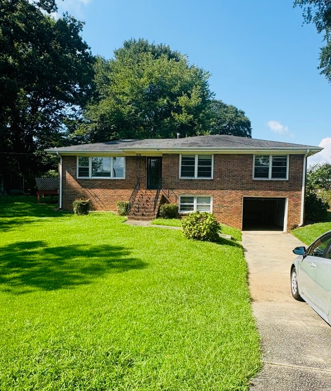Building Photo - 709 Bounty Dr