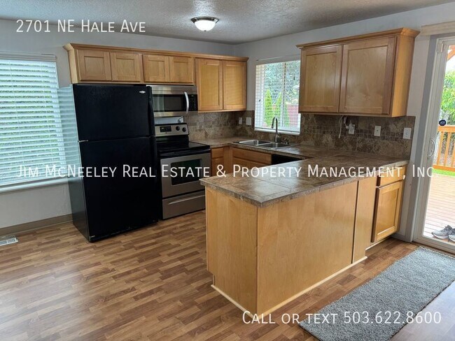 Building Photo - Gresham - One level, Remodeled, Three Bedr...
