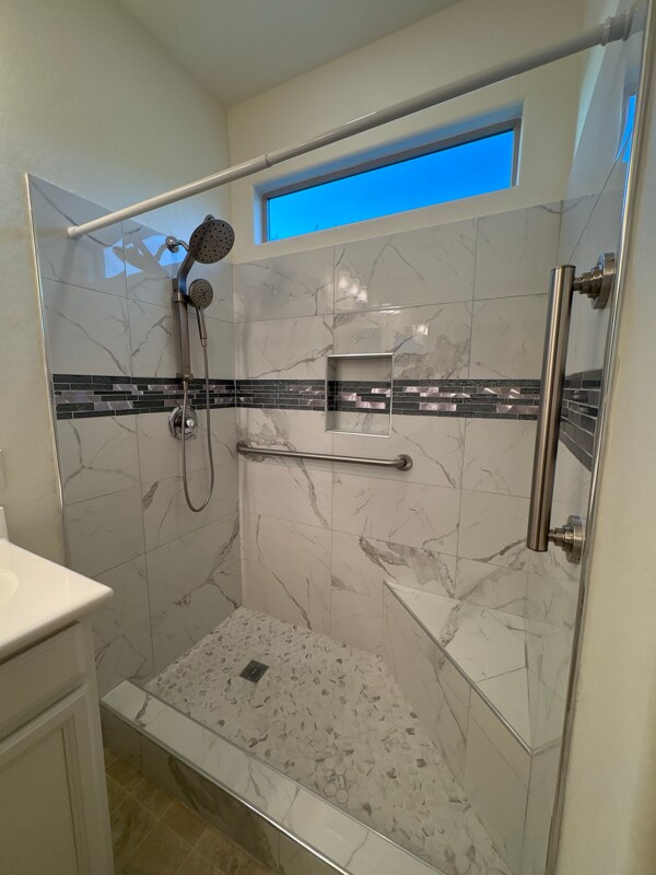 Foto del edificio - 652 S 202nd Dr