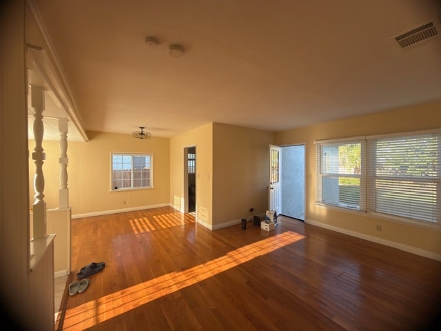 Building Photo - 4360 Mentone Ave