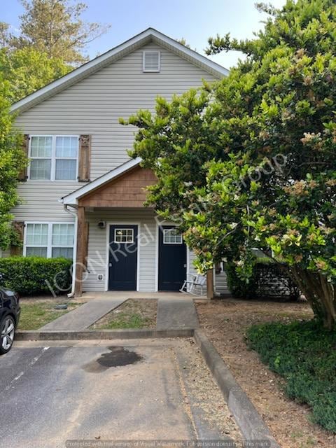 Building Photo - 113 Lilli Ln