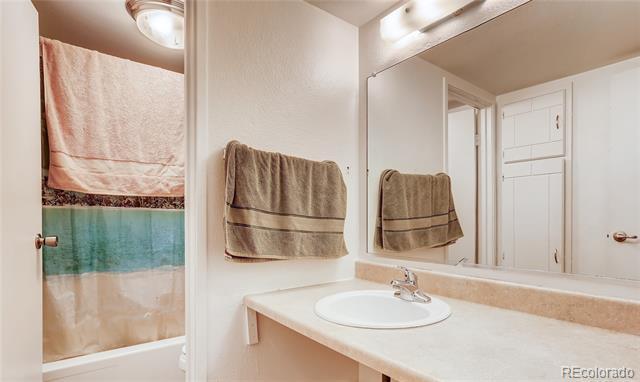 Foto del edificio - 7655 W 67th Ave