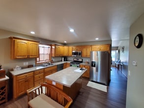 Building Photo - 1223 Trailside Terrace
