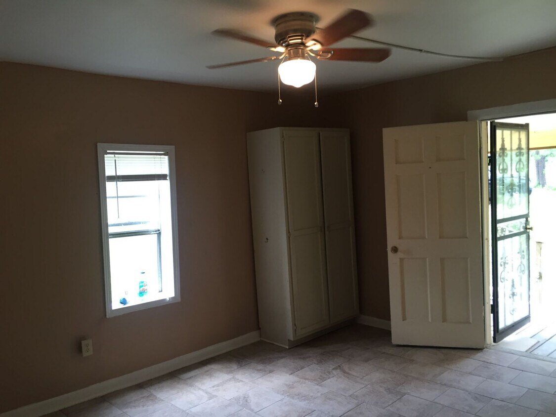 Foto principal - 6017 Marianna Rd