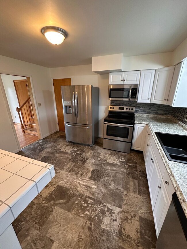Foto del edificio - 3 bedroom 1.5 bath Lower Allen Township