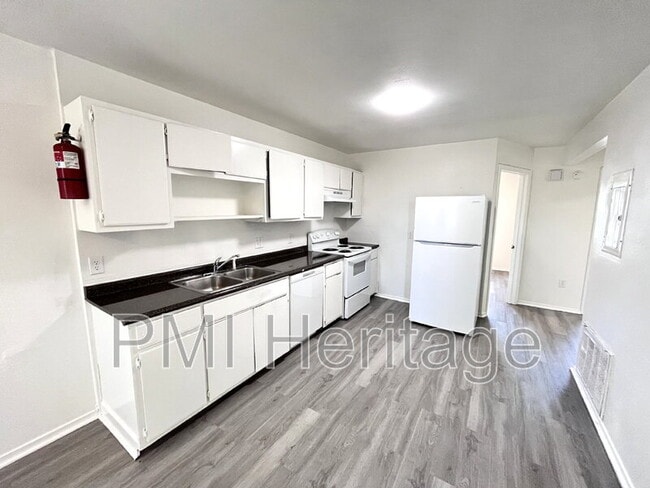 Photo - 606 Virginia St Apartment