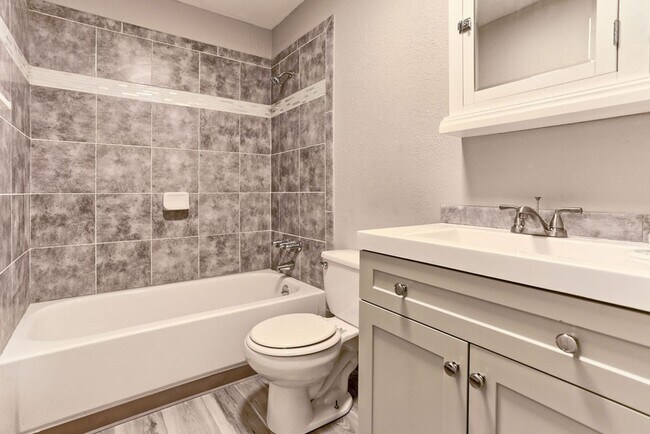 Foto del edificio - 3542 Butternut Dr