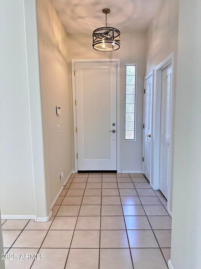 Foto del edificio - 10307 E Tierra Buena Ln