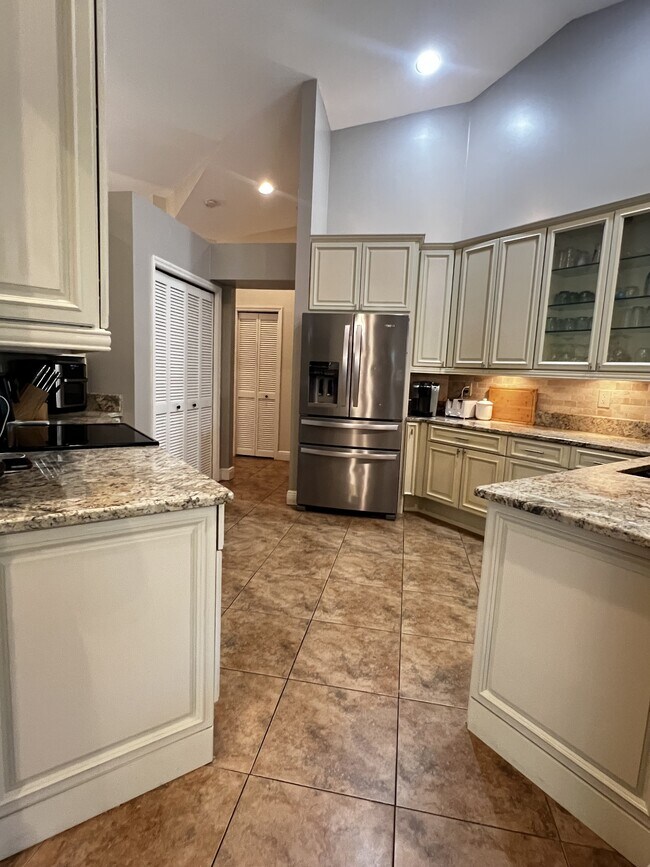 Foto del edificio - 9421 Old Hickory Cir