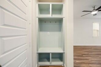 Building Photo - 3108 Planters Peak Dr
