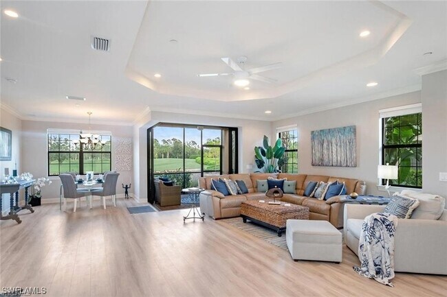 Foto del edificio - 8765 Bellano Ct