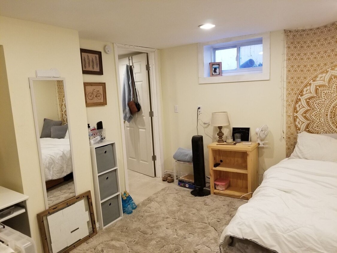 Foto principal - 217 Alden Ave
