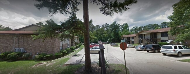 Building Photo - 1388 Adickes Allee St