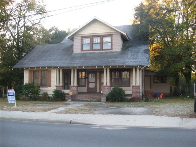 Primary Photo - 1964 Russell St