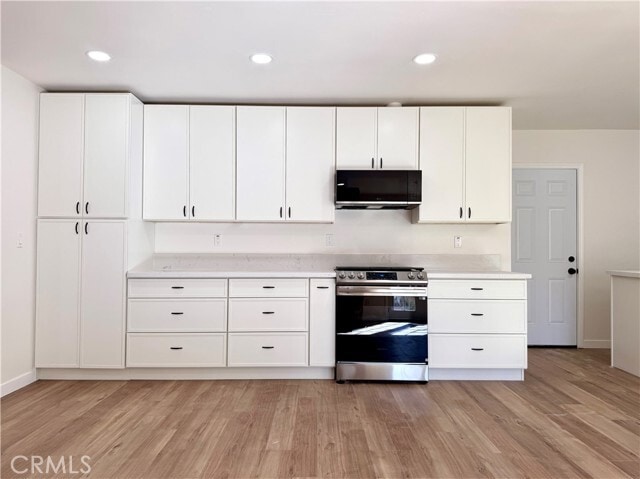 Foto del edificio - 18754 Cohasset St