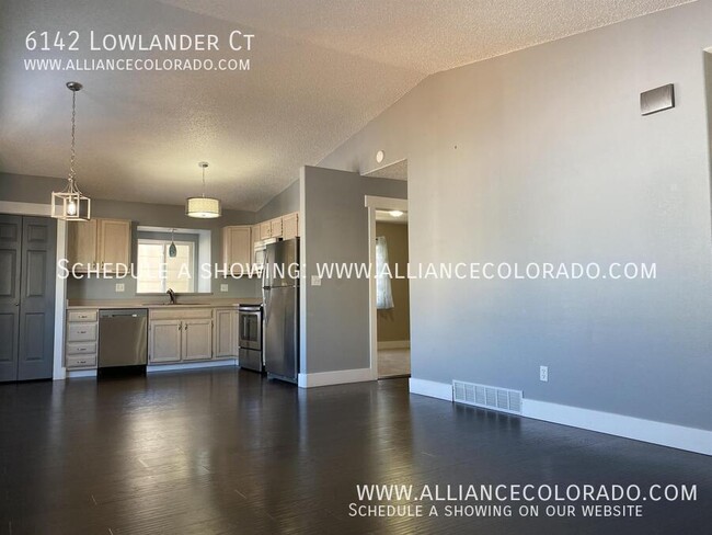 Foto del edificio - 6142 Lowlander Ct