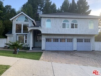 Building Photo - 18162 Sweet Elm Dr