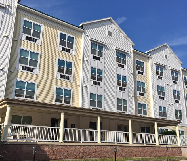 Birchwood en Ambler - Birchwood at Ambler (62+ Senior Community)