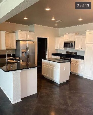 Building Photo - 7813 Crestline