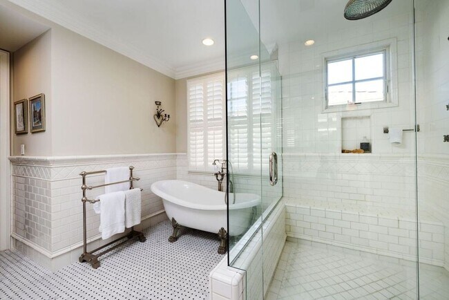 Foto del edificio - 5 bedroom, Stoneybrook Plan 2 home in guar...
