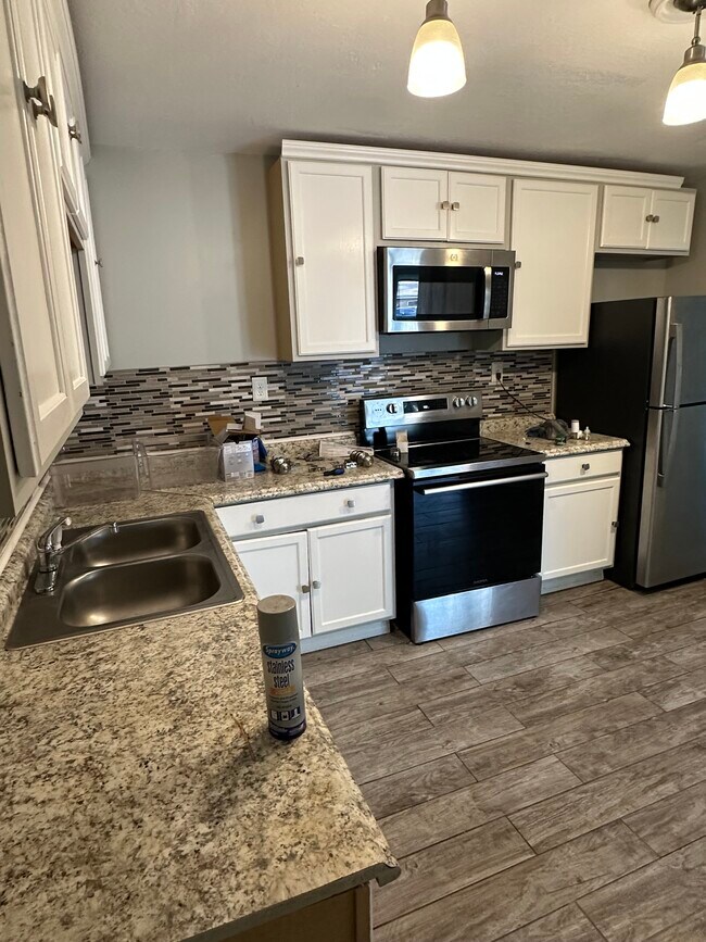 Foto del edificio - 4622 Suffolk Ave