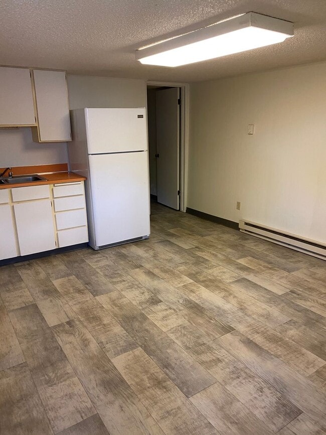Building Photo - 4705 23rd Ave