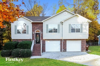 Building Photo - 3915 Landover Dr