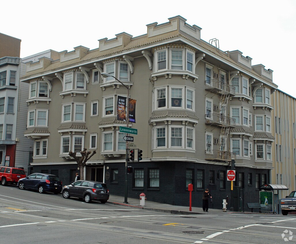 Primary Photo - Delphi Apartments