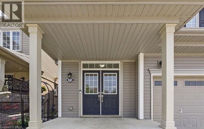 Building Photo - 25 Munro Cir