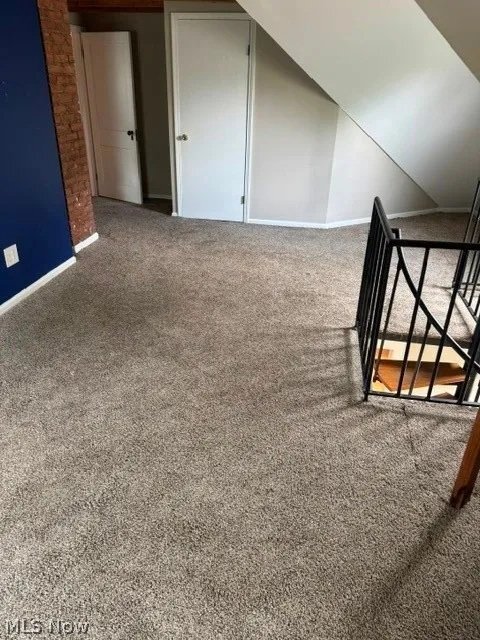 Photo - 17615 Winslow Rd (Shaker Heights, OH) Apartment