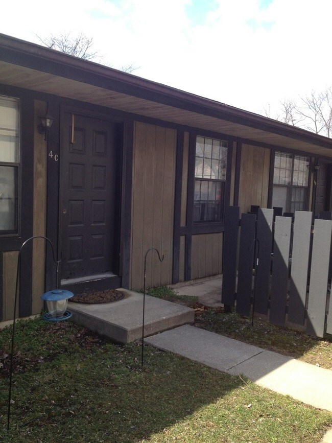 3 Cardinal Ln Unit 3E, Athens, OH 45701 Room for Rent in Athens, OH